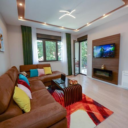 Pine 1 Apartment In The Center Trebinje Exteriér fotografie